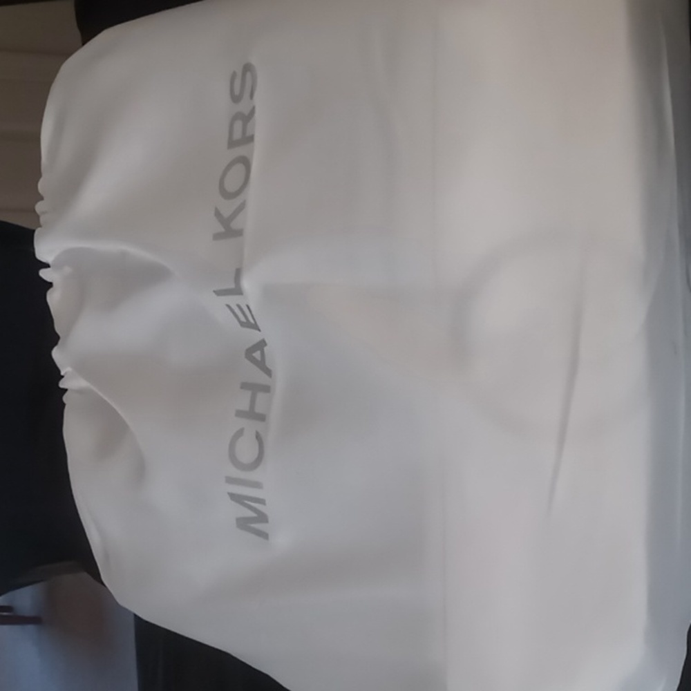 Michael Kors Jet Set Travel Large Logo Brown  Messenger Bag NWT GREAT PRICE!!!!! - Picture 4 of 10